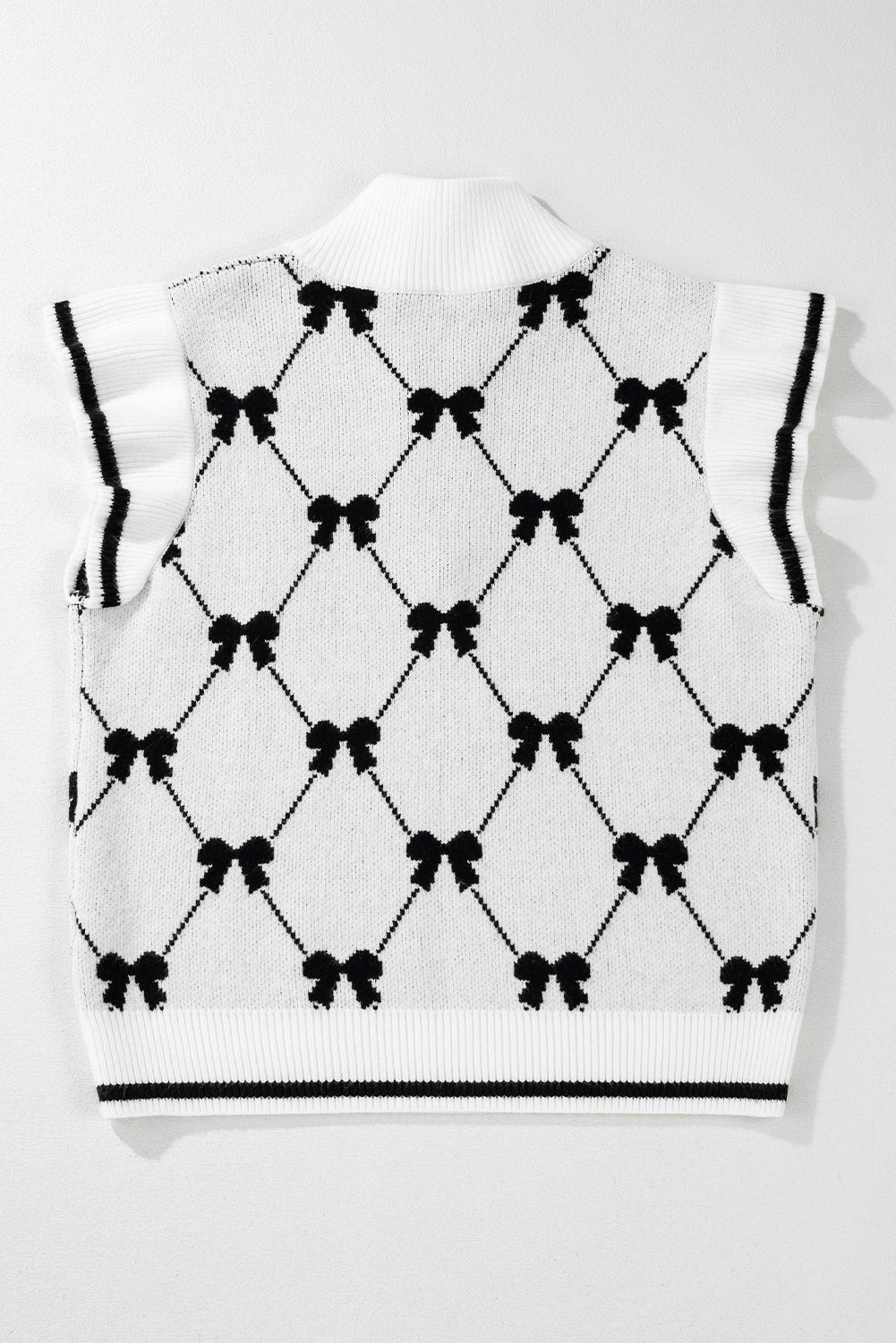 Black Preppy Vibes Sweater Tee