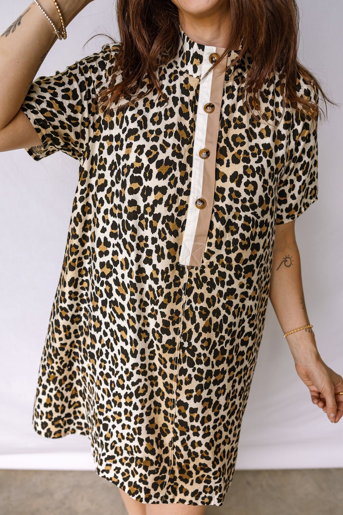 Short Sleeve Loose Leopard Mini Dress with Pockets