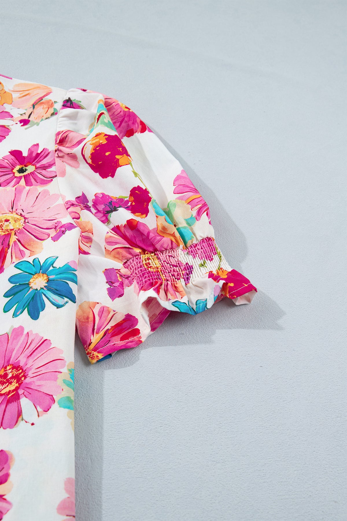 Floral Print Short Puff Sleeve Blouse