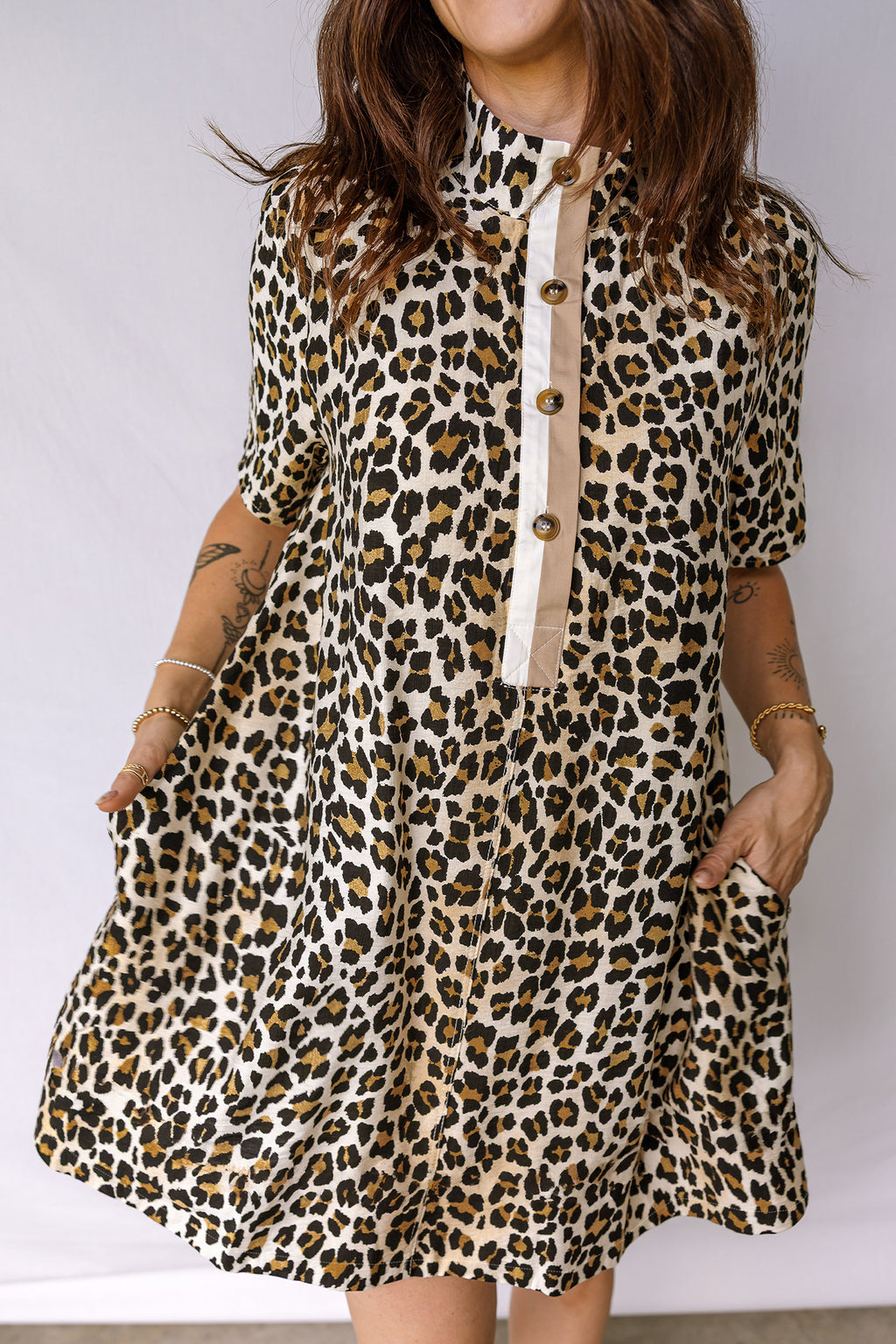 Short Sleeve Loose Leopard Mini Dress with Pockets