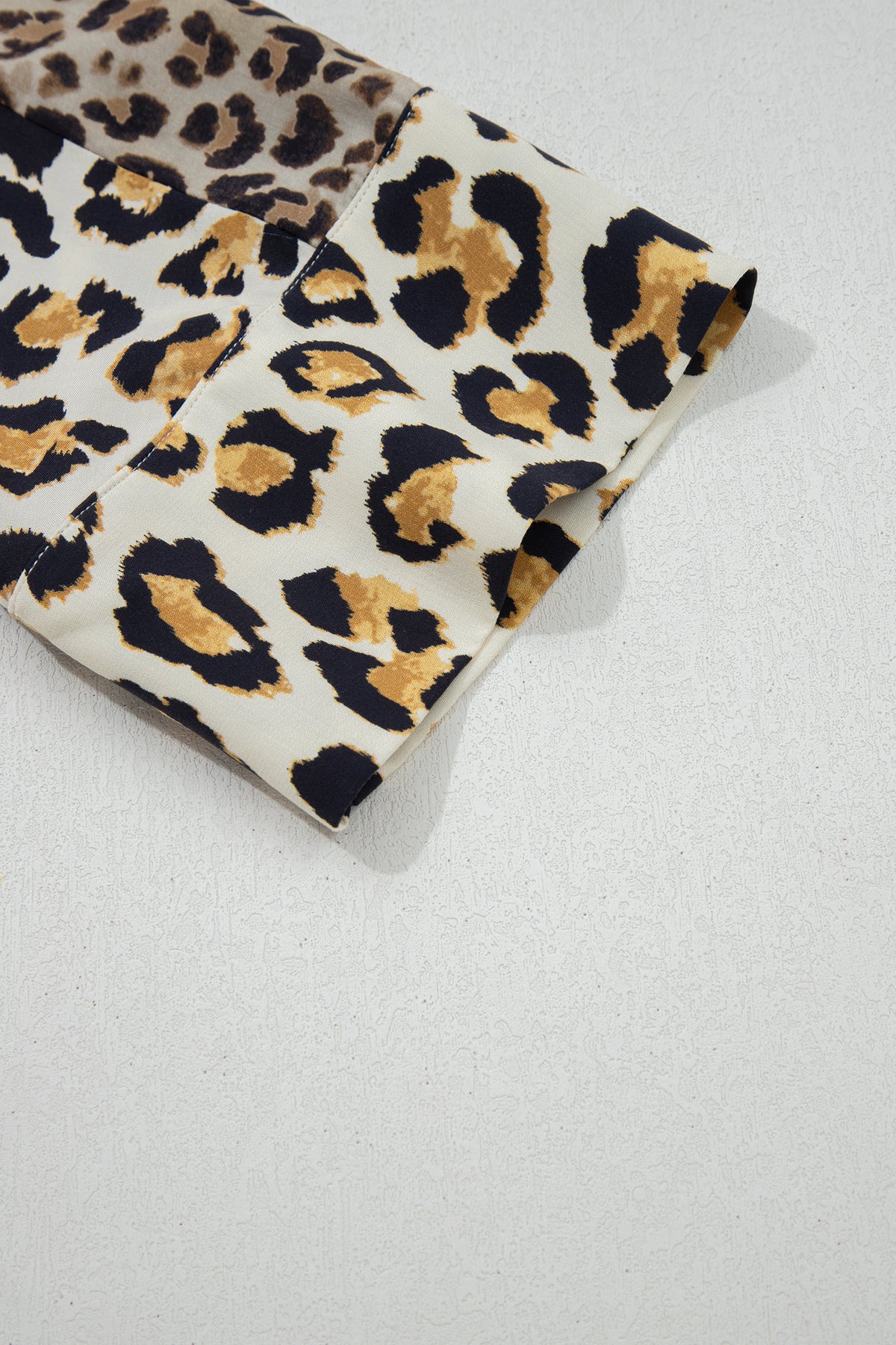 Khaki Leopard Patchwork 3/4 Sleeve Loose Shirt