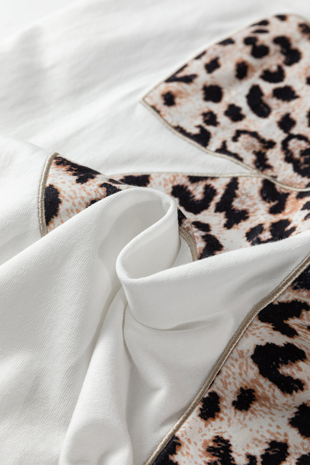 Leopard Bow Embroidered Cotton T Shirt