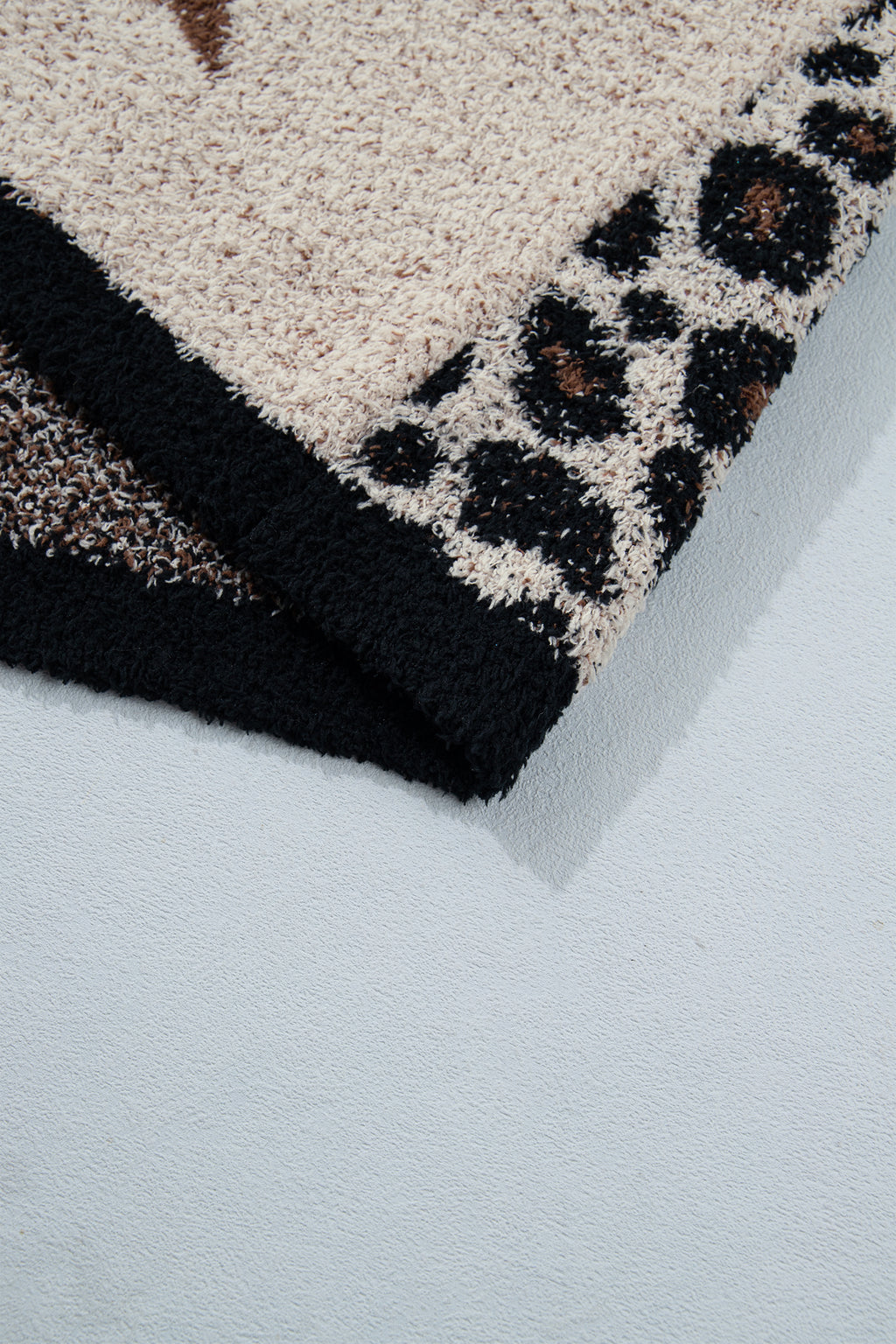 Leopard Star Pattern Round Neck Long Sleeve Shift Sweater