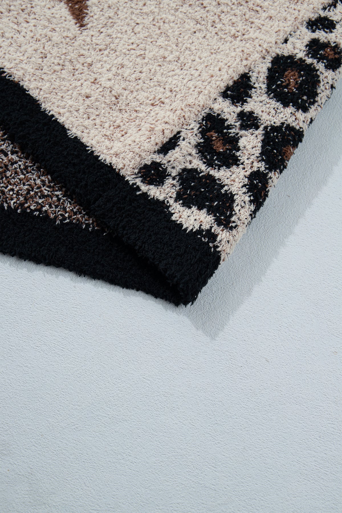 Leopard Star Pattern Round Neck Long Sleeve Shift Sweater