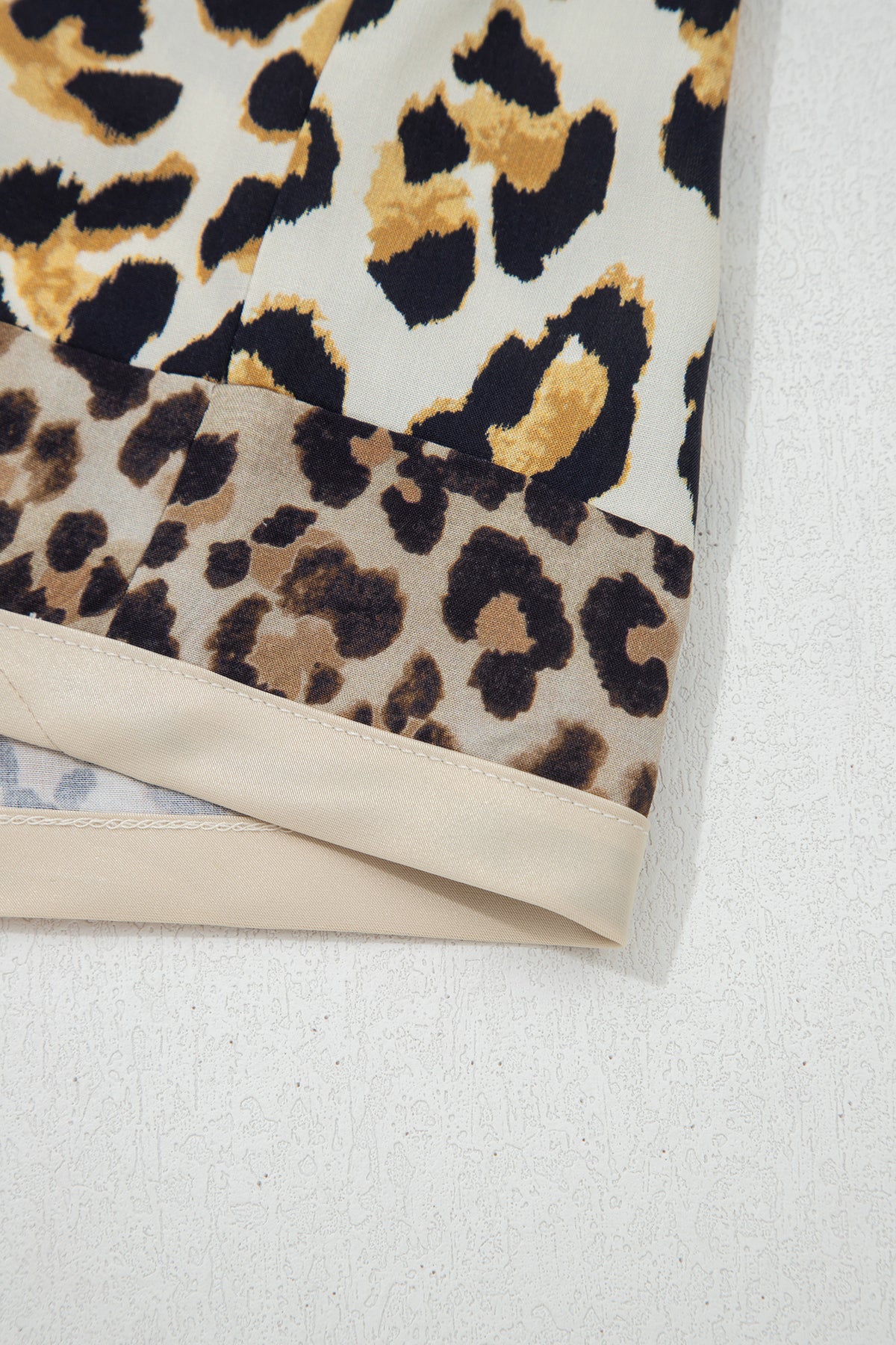Khaki Leopard Patchwork 3/4 Sleeve Loose Shirt