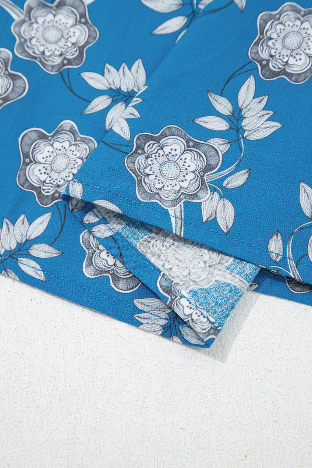 Blue Retro Floral Print Blouse