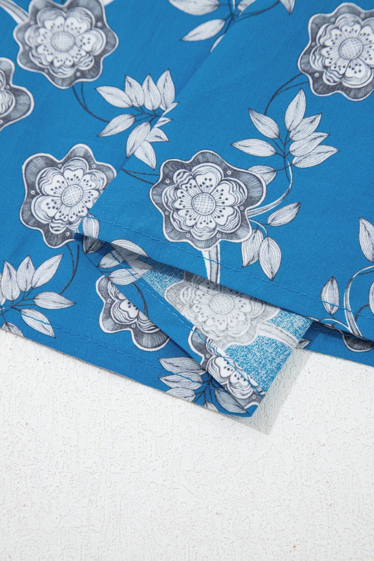 Blue Retro Floral Print Blouse